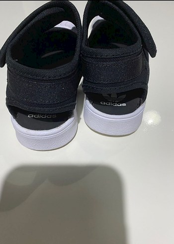 23 Beden Adidas Süperstar 360 sandalet