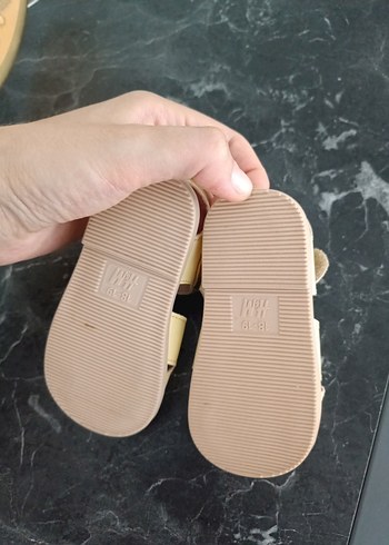 H&M H&M Bebek Sarı Sandalet