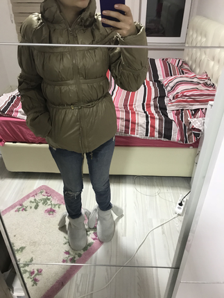 Diğer Bir kere giyildi