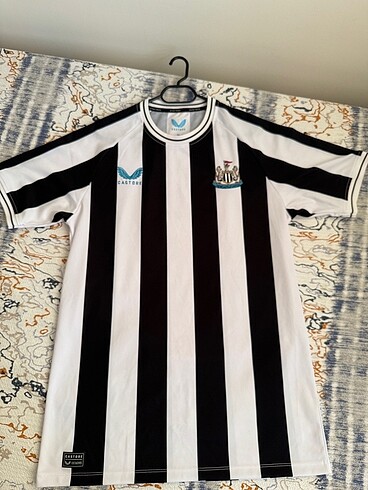Newcastle united orijinal forma