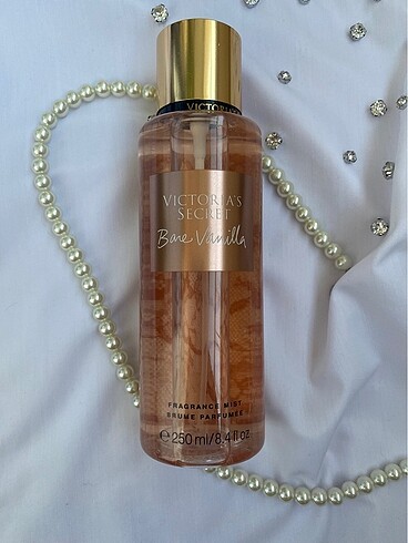 Victorias secret bare vanilla