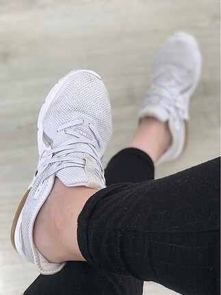 Spor ayakkabı