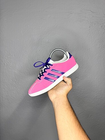 Adidas Vl Court Gazelle?