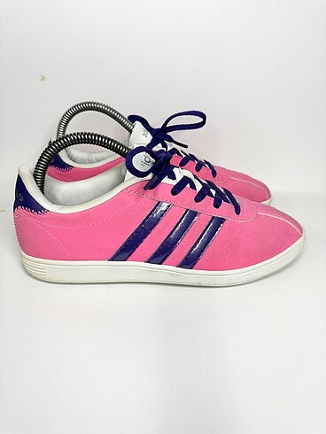 37,5 Beden pembe Renk Adidas Vl Court Gazelle?