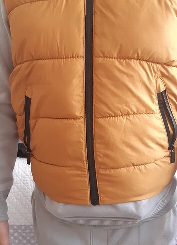 Kapşonlu yelek