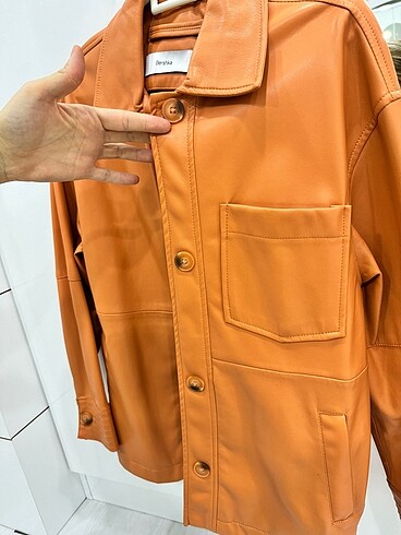 xs Beden Bershka ceket