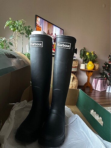 Barbour siyah çizme