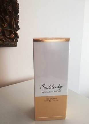 Suddenly Madame Glamour 50ml Kadın Parfümü 