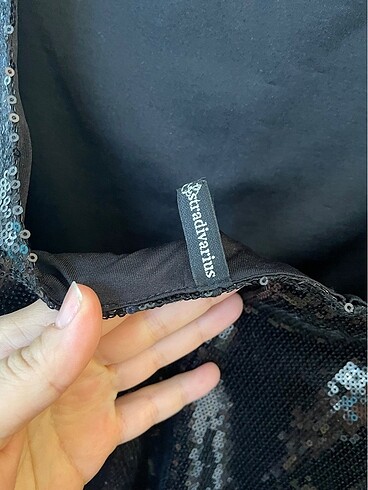 l Beden Stradivarius full payetli elbise