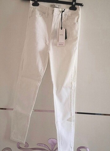 Baharlık yeni beyaz kot pantolon