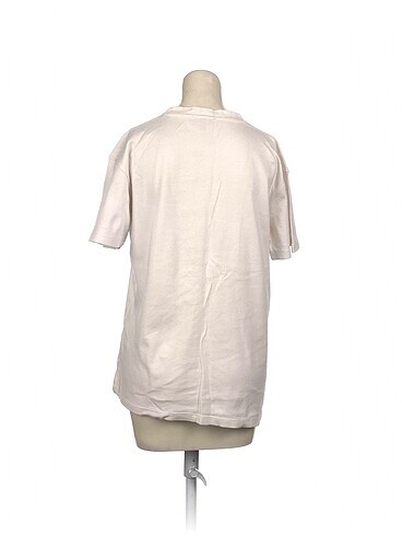 xl Beden Diğer T-shirt %70 İndirimli.