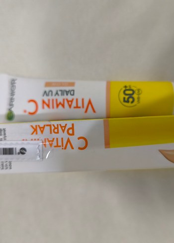 Garnier C Vitamini Parlak Güneş Koruyucu SPF 50+ - Görsel 3