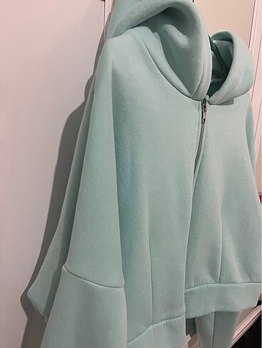 Crop hırka