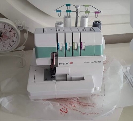 Diğer Acme 334 -4 iplik overlok makinesi