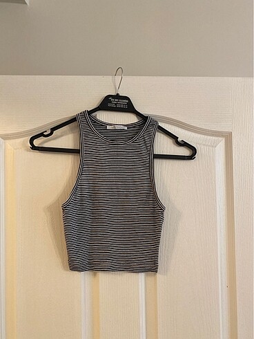 Zara Crop