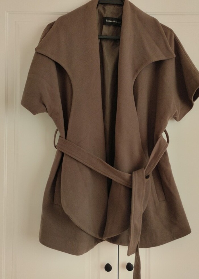 Kadın kısa kollu kale kaban - Görsel 5