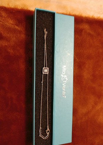 Bej Zincir Detaylı Kadın El Zinciri - Görsel 2