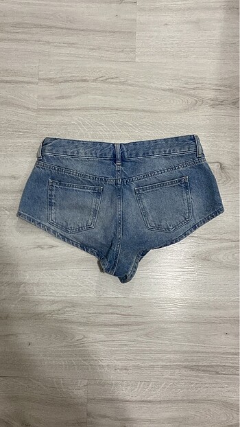 s Beden bershka mini şort