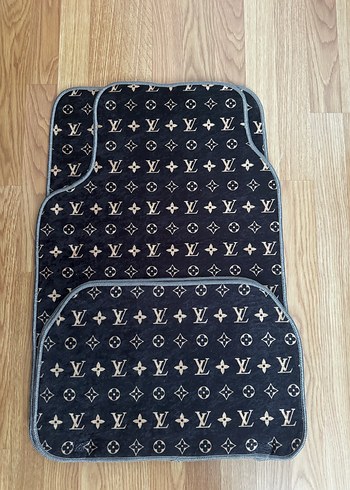Louis Vuitton Louis Vuitton Araba Paspas Seti