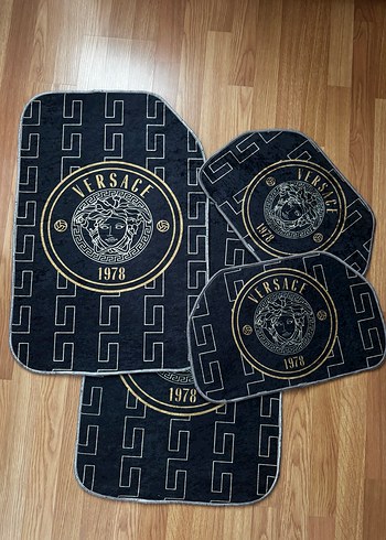 Versace Siyah Baskılı Araba Paspası Seti
