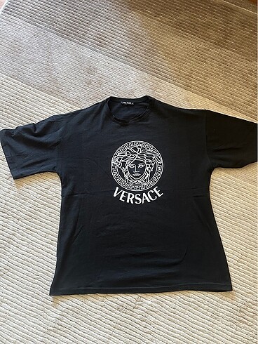 Versace tshirt