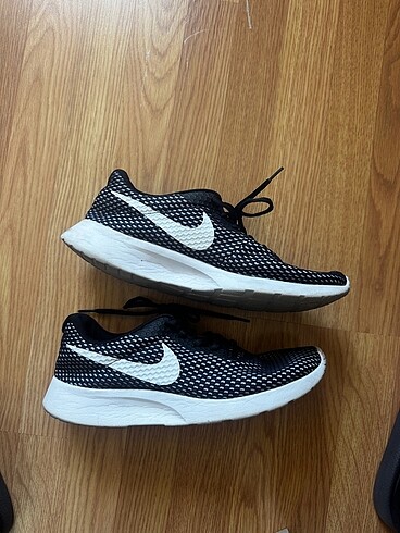 Nike Spor Ayakkabı