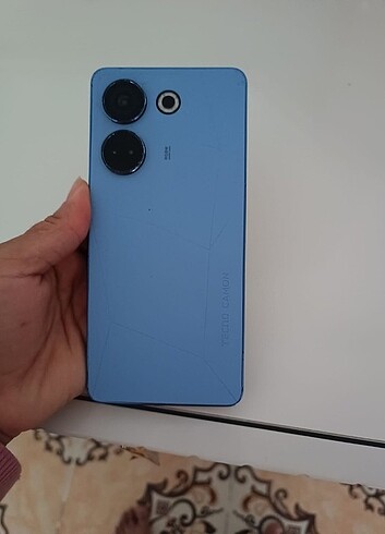 TECNO camon 