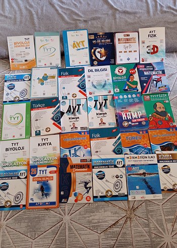 Çeşitli AYT ve TYT Sınav Hazırlık Kitapları