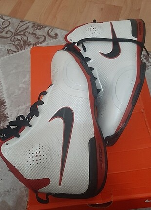 41 Beden beyaz Renk Nike Zoom bb 1.5(41)Basketbol Ayakkabısı