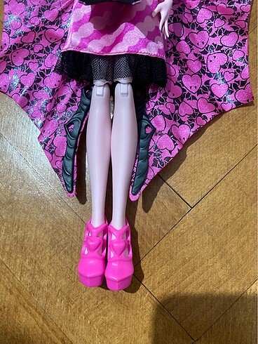 Beden Renk Monster high