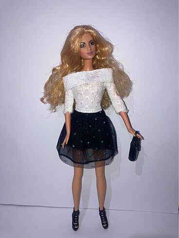 Shakira barbie