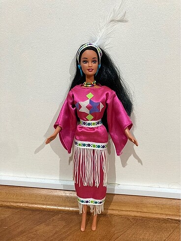Kızılderili vintage barbie