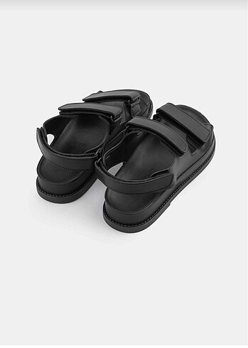 37 Beden siyah Renk Siyah yazlık sandalet