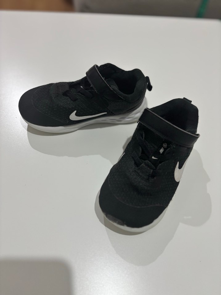 Nike erkek çocuk ayakkabısı - Görsel 2