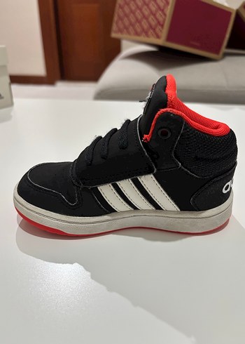 Adidas Hoop erkek çocuk spor ayakkabısı - Görsel 3