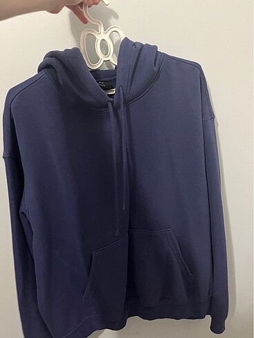 H&m sweatshirt