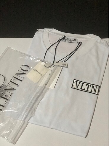 Valentino Valentino Erkek Tshirt