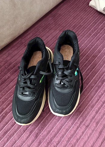 Dolgu Topuklu Spor Ayakkabı - Görsel 2