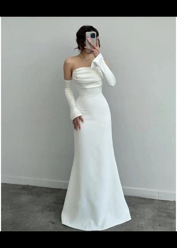 Minimalist Straplez Uzun Beyaz Gelinlik - Görsel 2