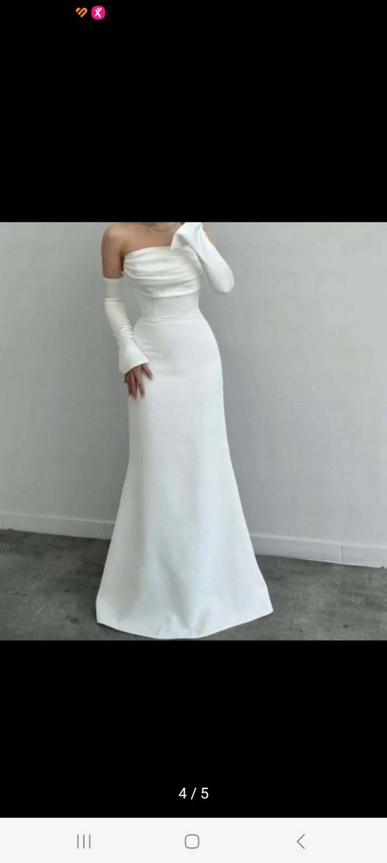 Minimalist Straplez Uzun Beyaz Gelinlik - Görsel 3