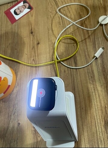 Apple watch se2 saat