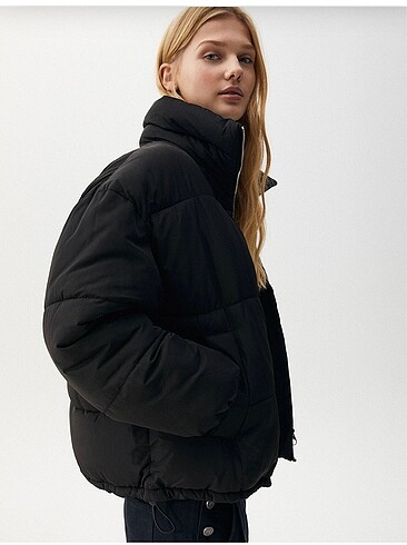 Pull and Bear Pull And Bear Siyah Şişme Mont