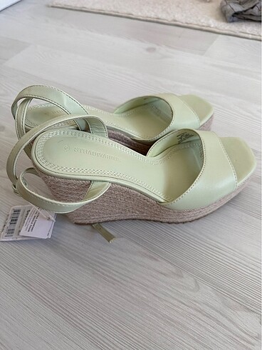 36 Beden Stradivarius Sandalet