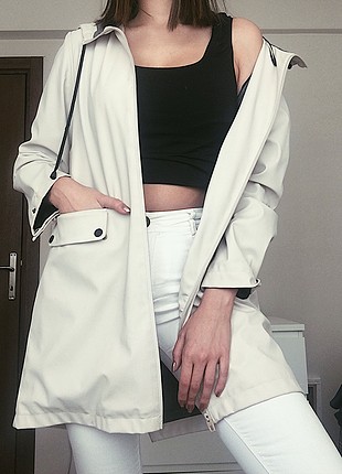 Zara yağmurluk