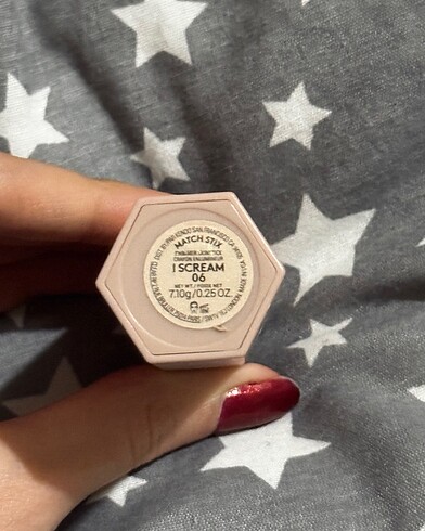  Beden Fenty Beauty ?I Scream? Stick Highlighter