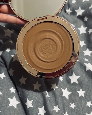  Beden Charlotte Tilbury Cream Bronzer
