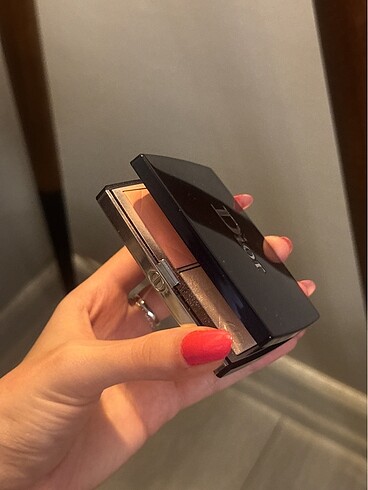 Beden Renk Dior Allık ve Highlighter paleti