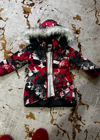 Kırmızı Kapüşonlu Kürklü Erkek -kız Çocuk Mont - Görsel 9