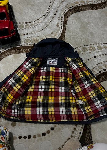 Siyah Erkek Çocuk Kürklü Kışlık Mont - Görsel 12