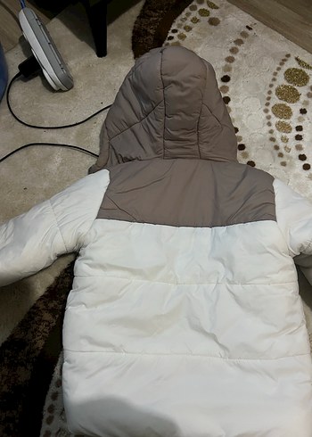 Kapüşonlu Erkek Çocuk Beyaz Mont - Görsel 4